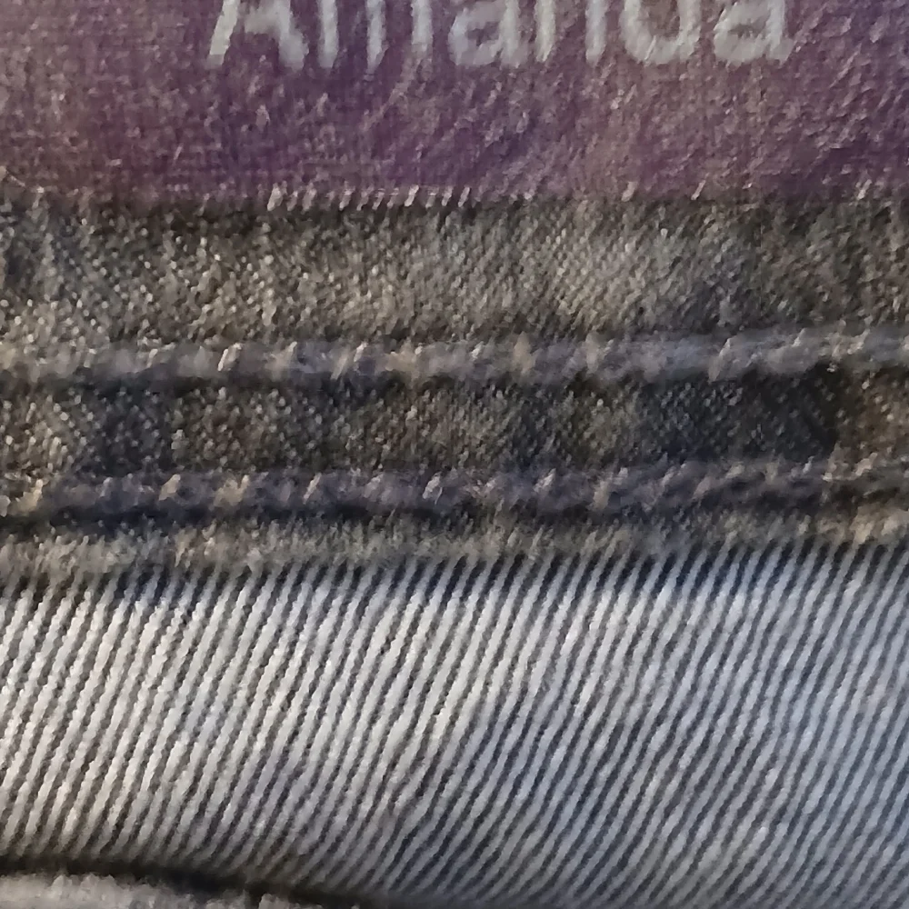 Gloria Vanderbilt Ladies Amanda Gray Jeans. Size 14 Short - Picture 11 of 12